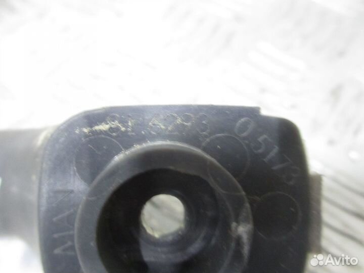 Ручка открывания капота MAN 81629305173