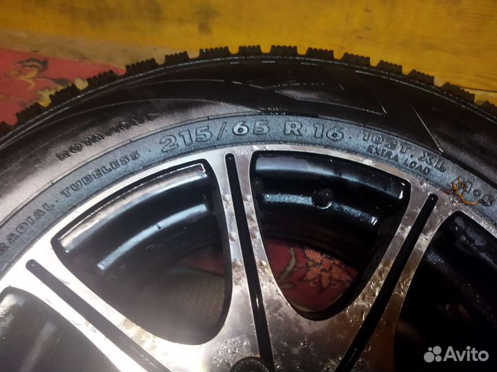 R16 Nokian Tyres Nordman 4 215/65, PCD 5x100 DIA 57.1