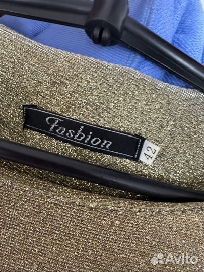 Женское платье 42