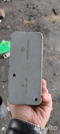 Компрессор центрального замка VW Passat B4 Golf 3