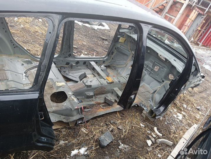 Кузов Ford C-Max минивен 2.0L duratec-HE (145PS)