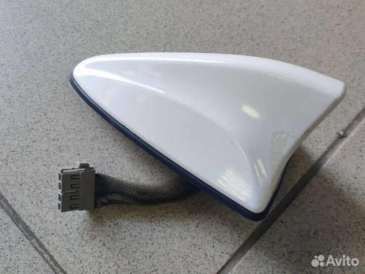 Автомобильная антенна на крышу 962102j820swp