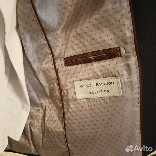 Пиджак для мальчика 140