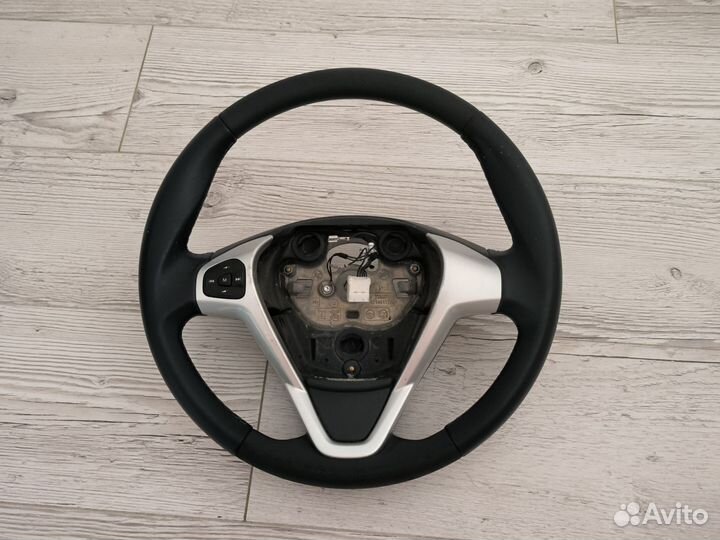 Ford fiesta mk 6 руль