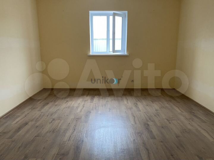 Дом 355,2 м² на участке 6 сот.