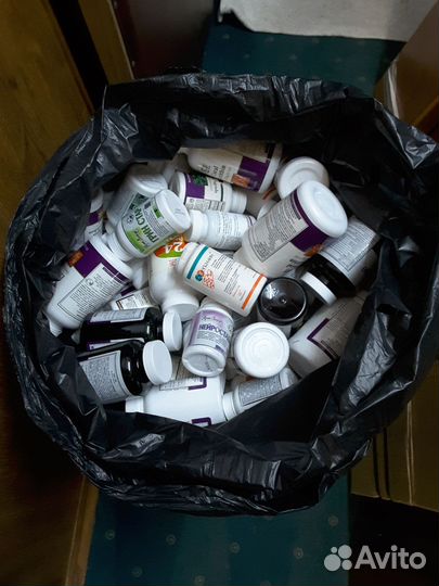 Баночки из под бадов