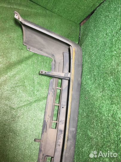 Бампер передний Nissan Sunny B12 Серый с усилителе