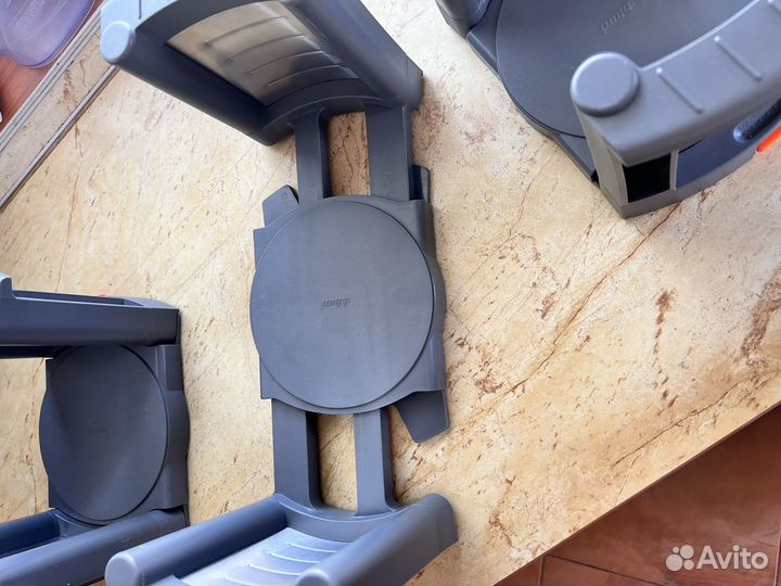 Держатель для тарелок Blum