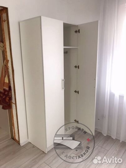 Шкаф распашной