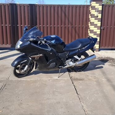 Honda CBR 1100 XX Blackbird, 1997, 80 000 км