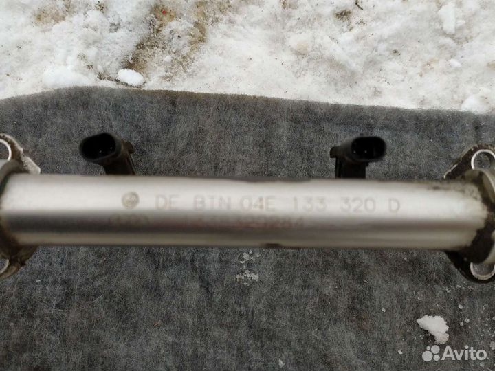 Топливная рампа с форсунками skoda octavia a7 1.2