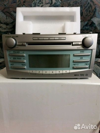 Штатная родная магнитола Тойота Камри 40