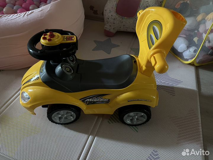 Машинка-каталка как новая