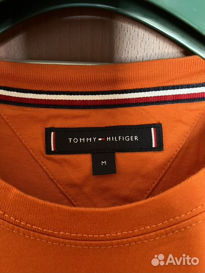 Футболка оранжевая Tommy Hilfiger - M (48)