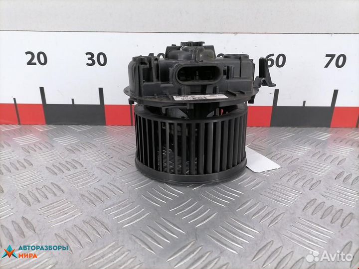 Моторчик печки Renault Megane 2 рест. 2006