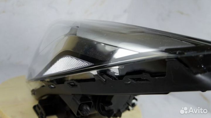 Фара левая SAT ST-221-1166L Хундай Солярис 14-17