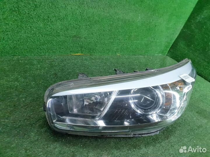 Фара левая Kia Ceed