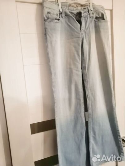 Джинсы женские широкие
