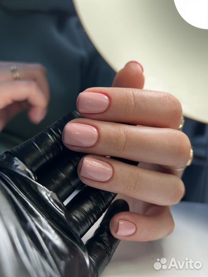Маникюр/педикюр/наращивание ногтей