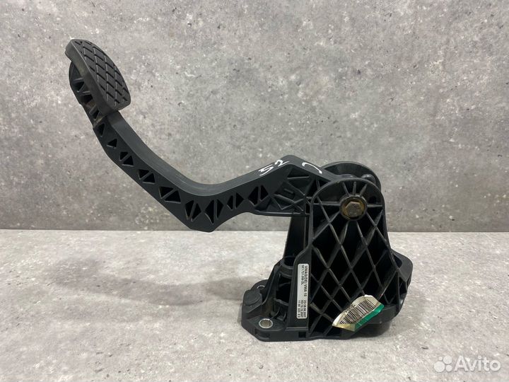 Педаль сцепления Skoda Octavia 2 (A5) 1Z3 2008