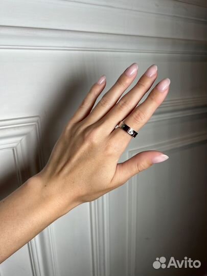 Кольцо Cartier Love 3 Diamonds White Gold B4032500