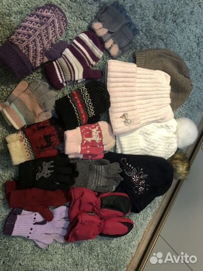 Шапки,варежки,перчатки на девочку 3-4 года