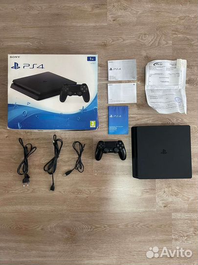 Sony PlayStation 4 Slim 1000 гб