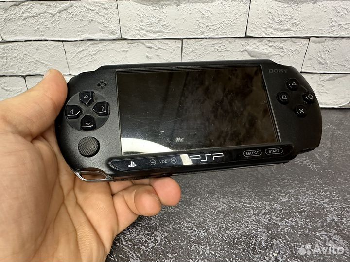 100+ игр Sony PSP Street E1008 8gb