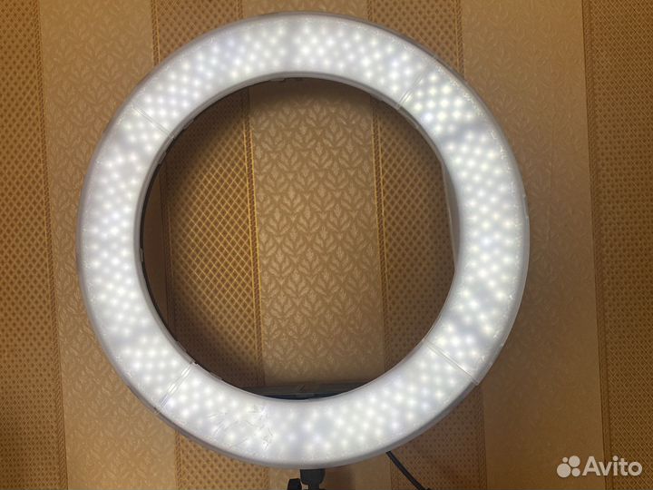 Кольцевая лампа 42см без штатива