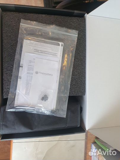 Блок питания Thermaltake Toughpower