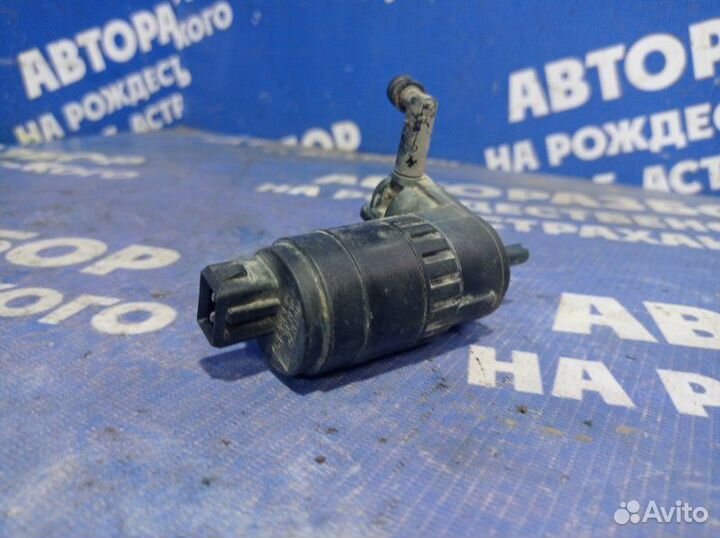 Моторчик омывателя лобового стекла Opel Corsa D