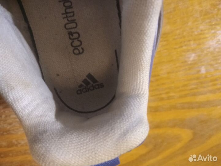 Кроссовки для мальчика 26р