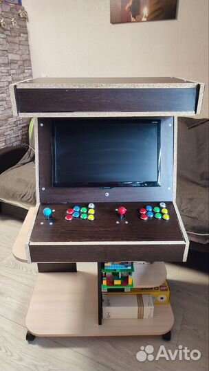 Аркадный игровой кабинет