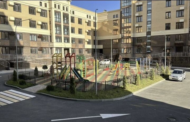 2-к. квартира, 66,6 м², 8/8 эт.