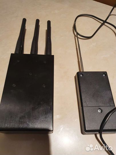 Подавитель сигнала,глушилка,детектор скрытых камер