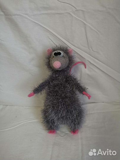 Крыса вязаная