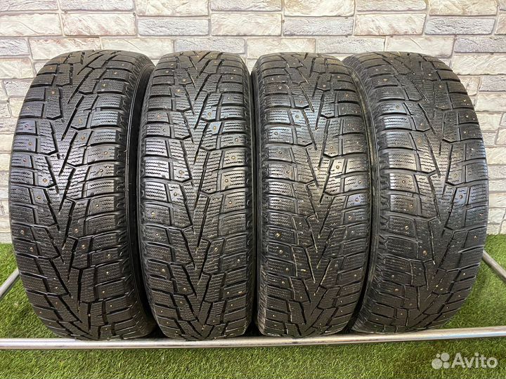 Nexen Winguard WinSpike 215/65 R16