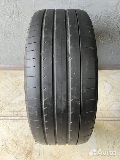 Yokohama Advan Sport V105 235/45 R18