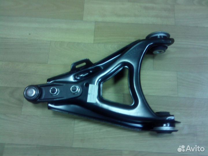 Рычаг передней подвески Рено Клио-2/ Кенго-1 прав