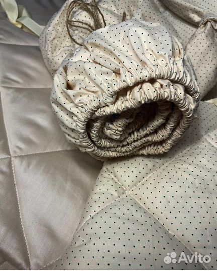 Стильные стеганнае бортики в детскую кроватку