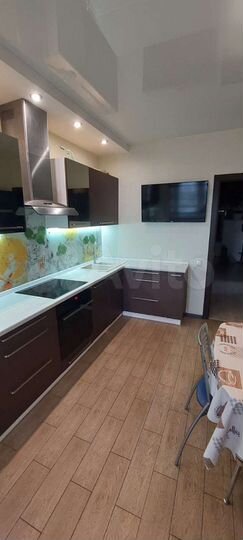 2-к. квартира, 64,2 м², 7/14 эт.