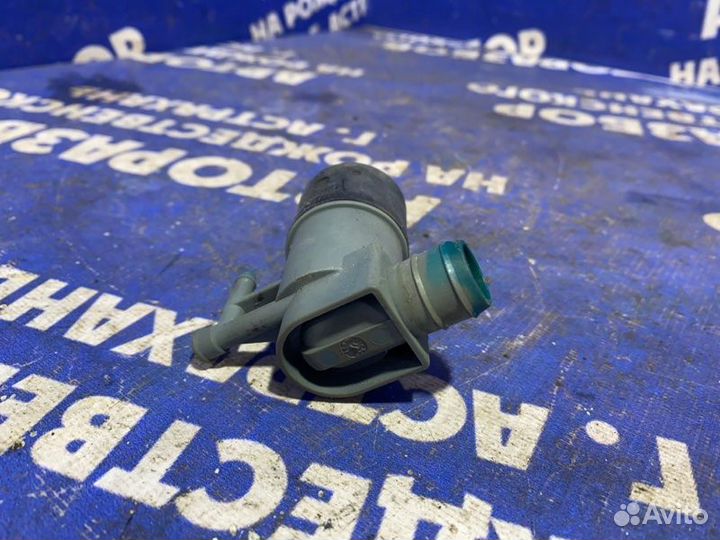 Моторчик омывателя лобового стекла Renault Logan 1