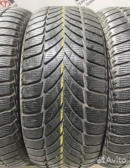 Goodyear UltraGrip Ice 2 235/55 R17 104S