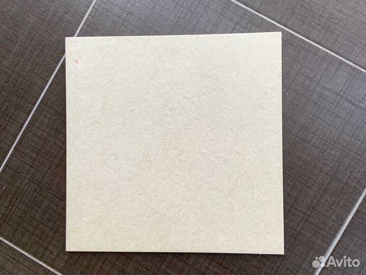 Керамогранит 30*30 напольная, декор бронзовый 5*5