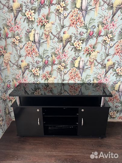 Тумба под телевизор