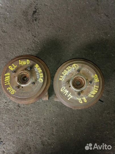 Кулак поворотный задний 4WD Suzuki Liana 2005