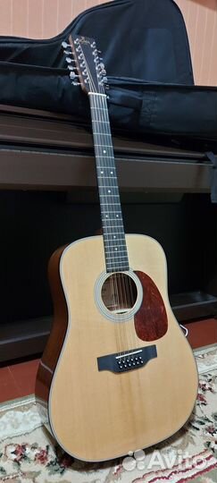 Акустическая гитара