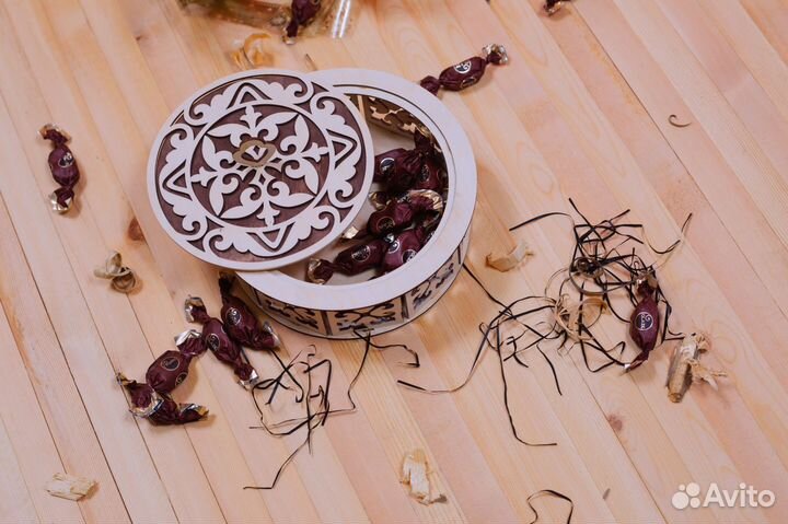 Сувениры из дерева