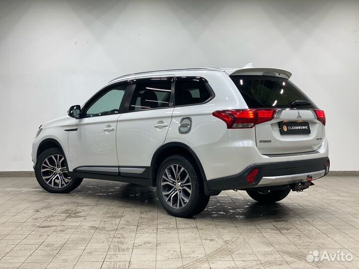 Mitsubishi Outlander 2.4 CVT, 2015, 152 355 км