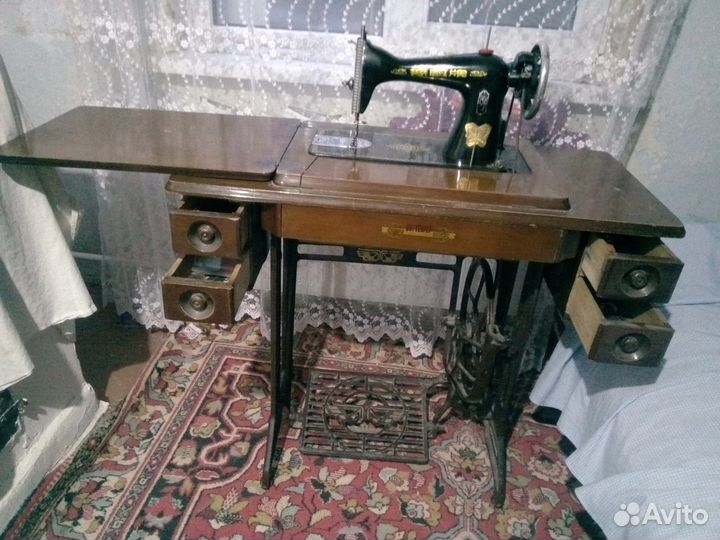 Швейная машинка